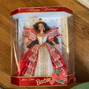 Barbie Happy Holidays 1997 edition